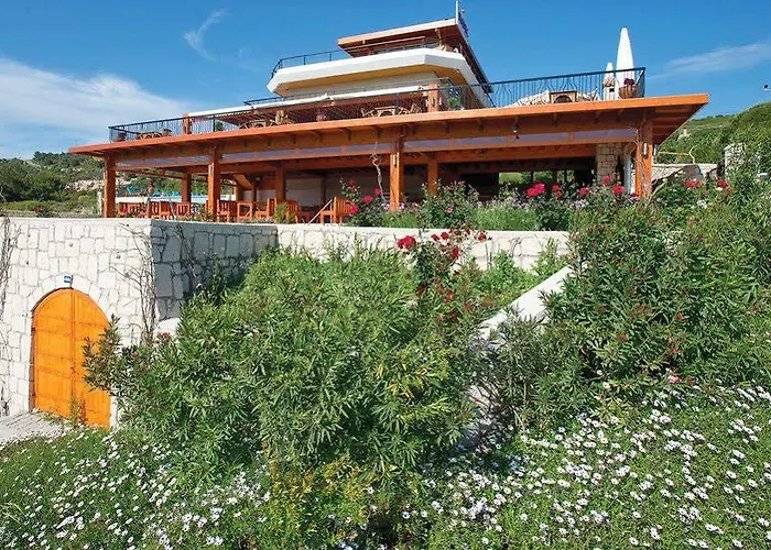 Hotel Villarenk 3*