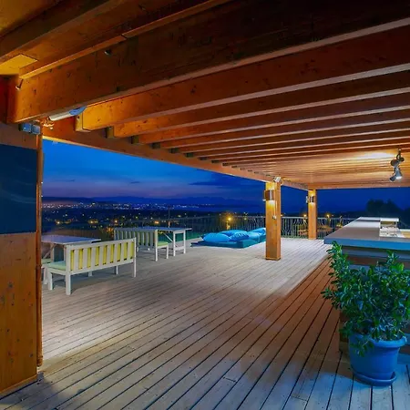 Villarenk Отель