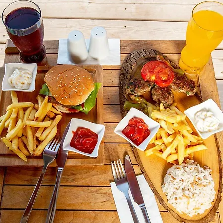 Villarenk Отель 3*