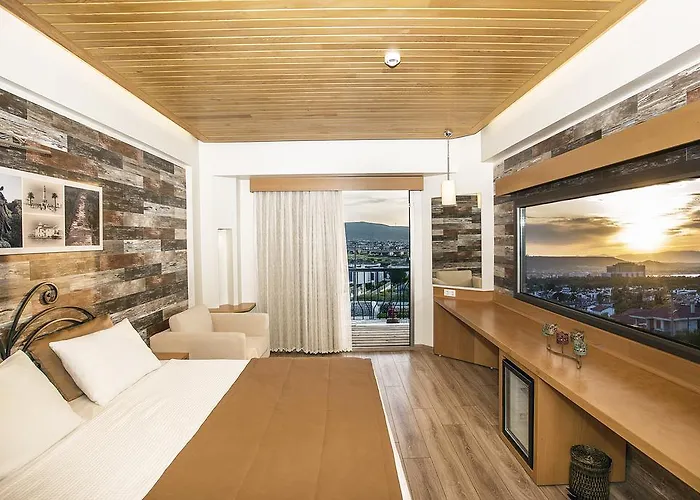 Villarenk Отель